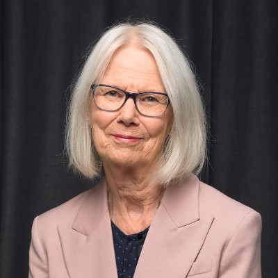 Eeva_Lakomaa-19-R-2_kollage_400px.jpg